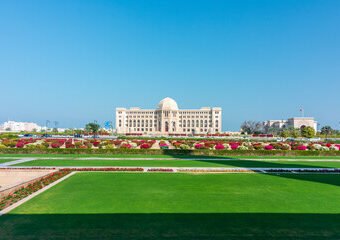 أشهر المحامين في سلطنة عمان